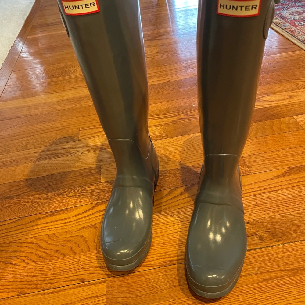 Hunter boots size 9